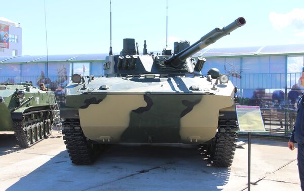 BMD-4 na exposição dos armamentos durante o concurso Desantny Vzvod (Pilotão de Desembarque), em Pskov - Sputnik Brasil