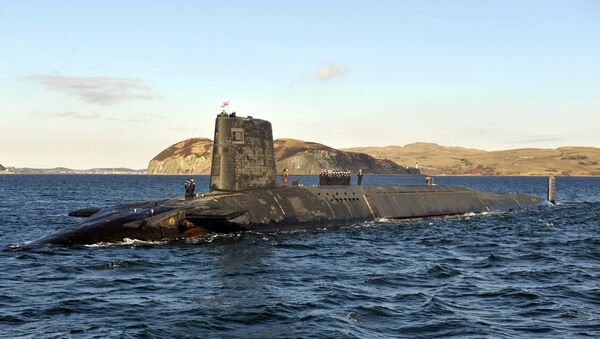 Submarino nuclear britânico Trident HMS Victorious - Sputnik Brasil