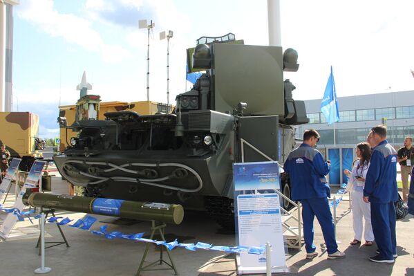 Sistema da defesa antiaérea Tor-M2 é mostrado durante o fórum militar EXÉRCITO 2018 - Sputnik Brasil