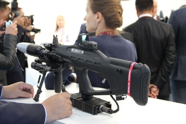 Arma anti-drone do consórcio Kalashnikov é mostrada durante o fórum militar EXÉRCITO 2018 - Sputnik Brasil