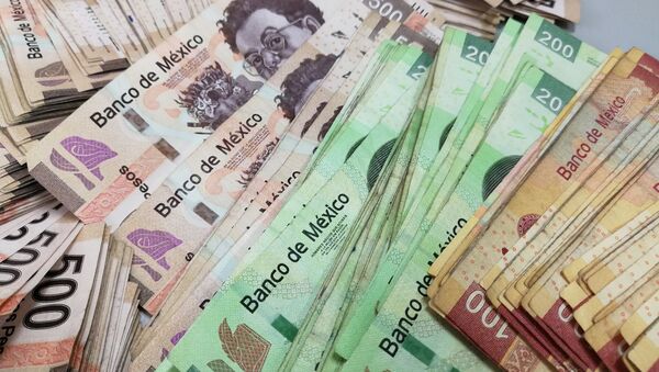Pesos mexicanos - Sputnik Brasil