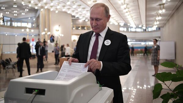 Presidente da Federação da Rússia, Vladimir Putin, durante votação para prefeito de Moscou, em 9 de setembro de 2018 - Sputnik Brasil