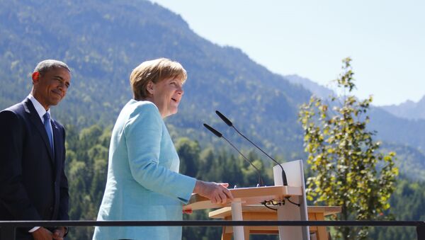 Barack Obama e Angela Merkel em encontro com cidadãos alemães antes da cúpula do G7 - Sputnik Brasil