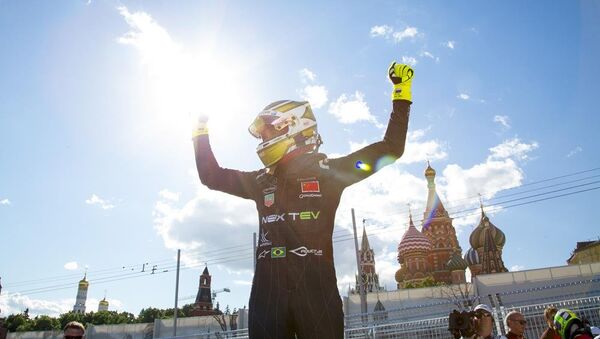 Nelsinho Piquet vence corrida da Fórmula E em Moscou - Sputnik Brasil