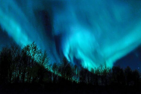 Aurora Boreal na região de Murmansk, na Rússia - Sputnik Brasil