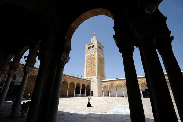 A mesquita Zitouna, uma das principais mesquitas da Tunísia - Sputnik Brasil