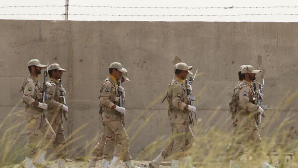 Soldados iranianos em posto de patrulha próximo da fronteira com o Afeganistão (arquivo) - Sputnik Brasil