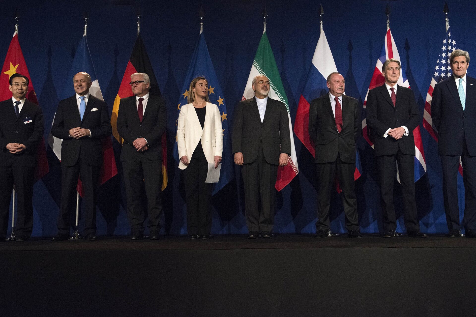 Em junho de 2015, um conjunto de países aprovou, na cidade suíça de Lausanne, o Plano de Ação Conjunto Global (JCPOA, na sigla em inglês), que regula o programa nuclear do Irã - Sputnik Brasil, 1920, 09.11.2021