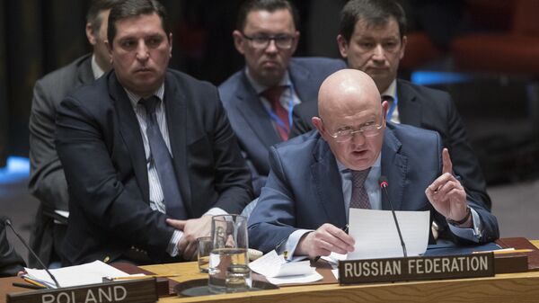 Embaixador da Rússia na ONU, Vassily Nebenzia, fala durante um encontro do Consleho de Segurança da ONU, em 18 de Abril de 2018. - Sputnik Brasil