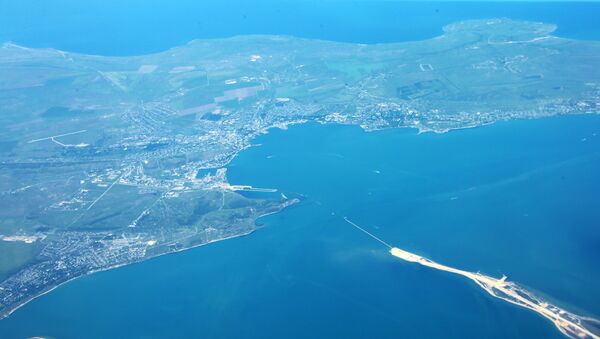 Vista do estreito de Kerch desde um avião - Sputnik Brasil