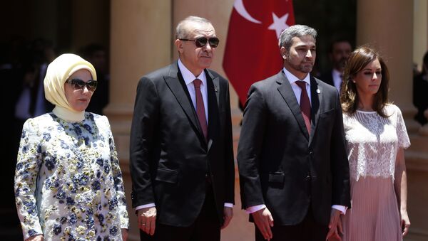 Os presidentes do Paraguai, Mario Abdo Benítez, e da Turquia, Recep Tayyip Erdogan. - Sputnik Brasil