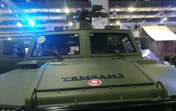 Veículo blindado egípcio Temsah, apresentado da Feira Internacional de Defesa EDEX 2018 - Sputnik Brasil