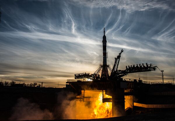 Lançamento do foguete portador Soyuz-FG, com a espaçonave tripulada Soyuz MS-11 a bordo, desde o cosmódromo de Baikonur - Sputnik Brasil