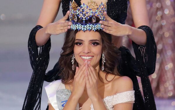 Vanessa Ponce de Leon é coroada após vencer o concurso Miss Mundo 2018 - Sputnik Brasil