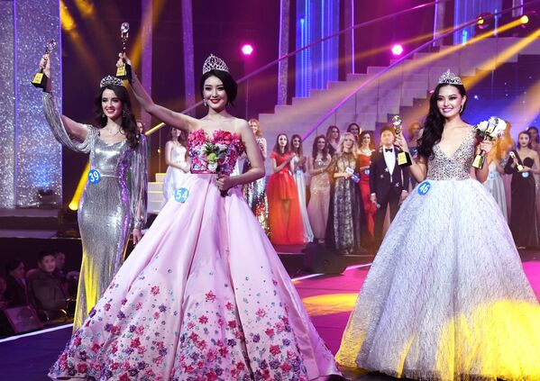 Vencedoras do concurso internacional Enviadas da Beleza 2018 em Manzhouli, na China - Sputnik Brasil
