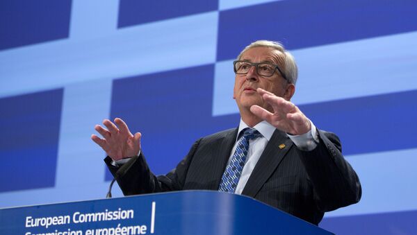 European Commission President Jean-Claude Juncker speaks during a media conference at EU headquarters in Brussels. File photo - Sputnik Brasil