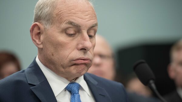 US Homeland Security Secretary John Kelly testifies at a House Appropriations Committee Homeland Security Subcommittee hearing on The Department of Homeland Security Fiscal Year 18 Budget Request on Capitol Hill in Washington, DC, on May 24, 2017. - Sputnik Brasil