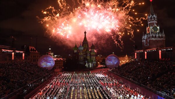 Cerimônia de abertura do 10º festival internacional de música militar da Torre Spasskaya em Moscou - Sputnik Brasil