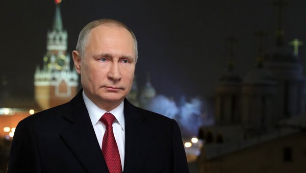 Presidente russo, Vladimir Putin, parabenizando os cidadãos russos pelo Ano Novo - Sputnik Brasil