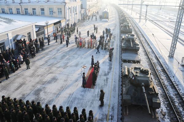 Militares participam de cerimônia de entrega de tanques na cidade russa de Chita, região de Transbaikal - Sputnik Brasil