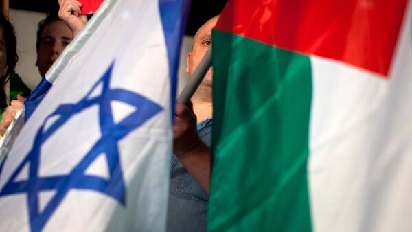 Bandeiras da Palestina e de Israel - Sputnik Brasil