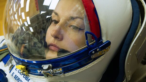 Cosmonauta da Roscosmos Elena Serova, membro da tripulação principal da espaçonave de transporte tripulada Soyuz TMA-14M - Sputnik Brasil