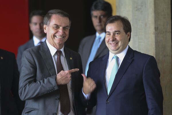 Após STF barrar recondução de Maia, como fica a disputa pela presidência da Câmara? Após STF barrar recondução de Maia, como fica a disputa pela presidência da Câmara? - Sputnik Brasil