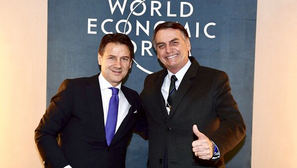 Giuseppe Conte e Jair Bolsonaro a Davos - Sputnik Brasil
