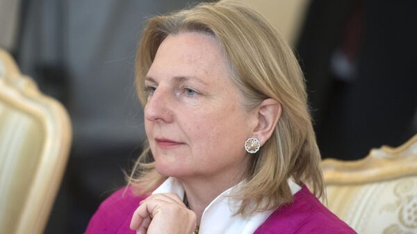 Ministra de Relações Exteriores da Áustria, Karin Kneissl - Sputnik Brasil