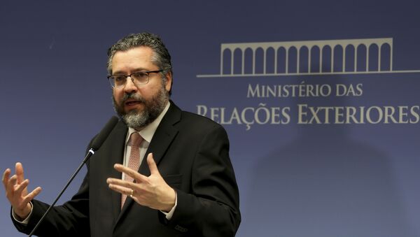 O ministro das Relações Exteriores, Ernesto Araújo, durante entrevista coletiva, no Palácio Itamaraty, fala sobre a situação política da Venezuela. - Sputnik Brasil