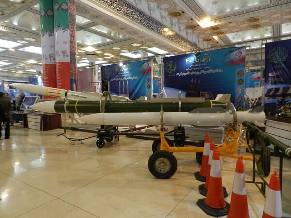Sistema de defesa antiaérea de médio alcance - Sputnik Brasil