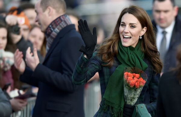 A duquesa de Cambridge, Kate Middleton, passou quase 10 anos esperando o pedido de casamento do príncipe William - Sputnik Brasil