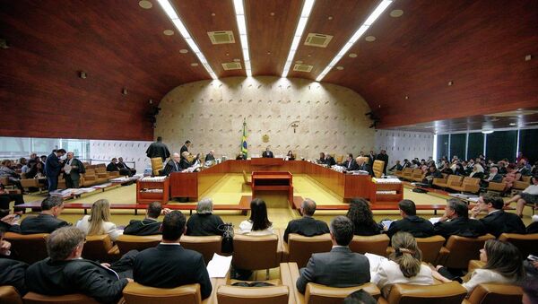 Supremo Tribunal Federal reunido no dia 13 de fevereiro para julgar ação que abre as portas para criminalização da homofobia. - Sputnik Brasil