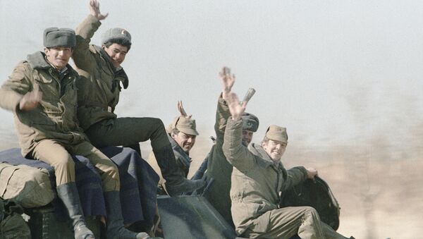 Retirada de contingente limitado de tropas soviéticas do Afeganistão, em 14 de fevereiro de 1989 - Sputnik Brasil