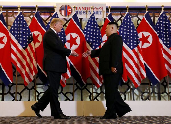O presidente dos EUA Donald Trump e o líder norte-coreano Kim Jong-un - Sputnik Brasil
