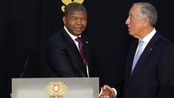 O presidente de Angola, João Lourenço, e seu homólogo português, Marcelo Rebelo de Sousa, durante o encontro em Lisboa em 22 de novembro de 2018 - Sputnik Brasil