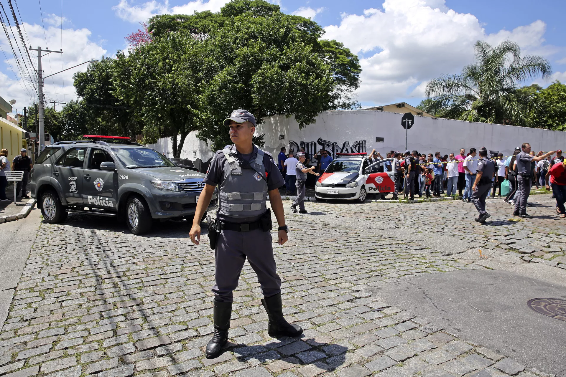 Agente federal no local do crime na Escola Estadual Raul Brasil em Suzano (SP) - Sputnik Brasil, 1920, 24.10.2023