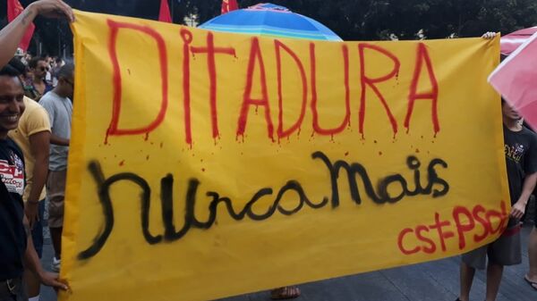 Manifestação contra a ditadura militar no Rio de Janeiro - Sputnik Brasil