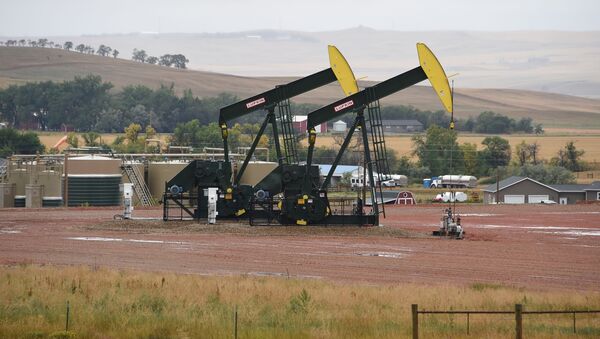 Extração de óleo de xisto na Dakota do Norte, EUA, 6 de setembro de 2016 - Sputnik Brasil