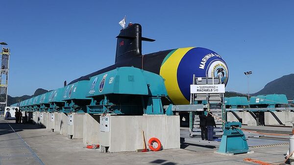 Submarino de classe Scorpène S40 Riachuelo, o primeiro do Prosub (Programa de Desenvolvimento de Submarinos) a ser lançado ao mar, em 2018 - Sputnik Brasil