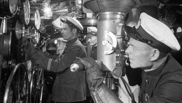 Marinheiro soviético em um submarino (arquivo) - Sputnik Brasil