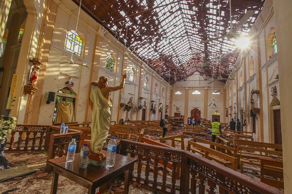 A igreja de Santo Antônio após explosão, Colombo, Sri Lanka - Sputnik Brasil