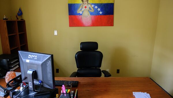 Um dos escritórios da embaixada venezuelana quase abandonada em Washington, nos EUA - Sputnik Brasil