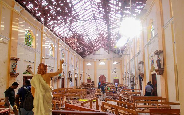Igreja de Santo Antônio destruída pelas explosões no Sri Lanka - Sputnik Brasil