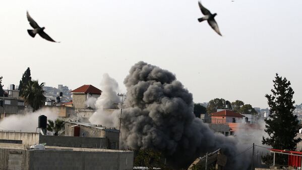 Explosão atinge a casa do suspeito de ter assassinado supostamente um rabino israelense na Cisjordânia - Sputnik Brasil