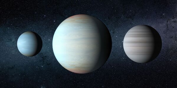 Terceiro planeta, no centro da imagem, a ser descoberto no sistema estelar Kepler-47 (não entendi - linda) - Sputnik Brasil