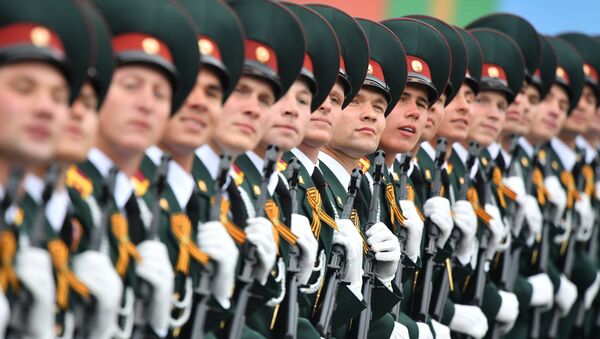 Formatura do Instituto Militar de Saratov das Tropas da Guarda Nacional durante a Parada da Vitória, 9 de maio de 2019 - Sputnik Brasil