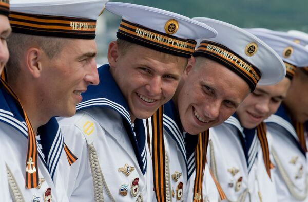 Marinheiros russos a bordo do cruzador de mísseis Moskva - Sputnik Brasil