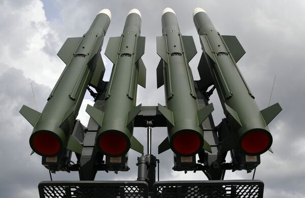 Sistema da defesa antiaérea Buk-M2 exposto na MILEX 2019, em Minsk - Sputnik Brasil