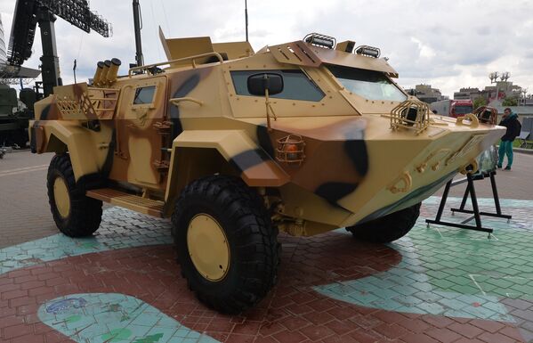 Veiculo blindado Kaiman na exposição internacional de armamento e equipamento militar MILEX 2019, em Minsk - Sputnik Brasil